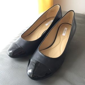 💛GEOX💛Floralie Wedge Pump w/ Glossy Cap Toe